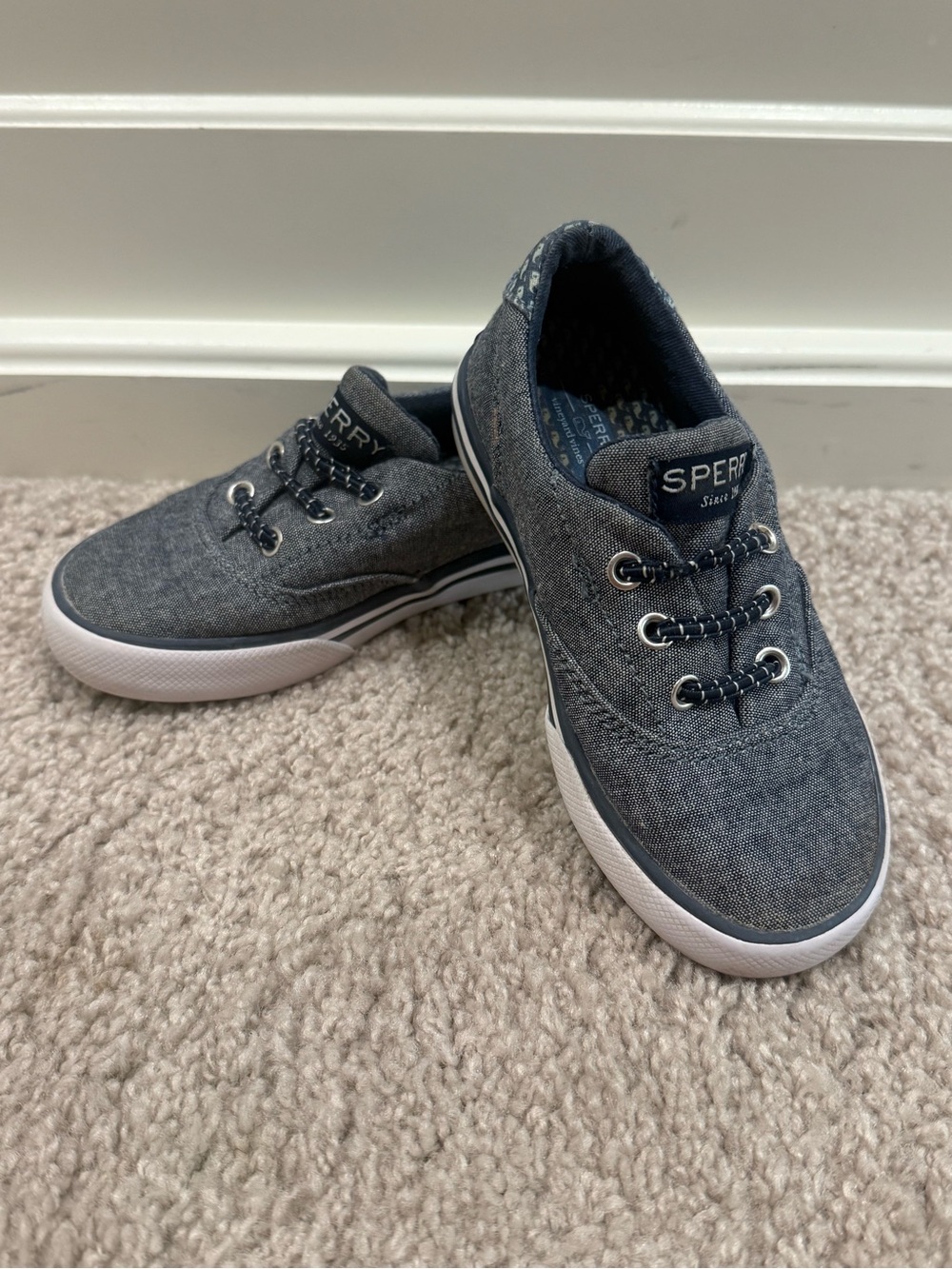 Sperry Kids Gray Chambray Slip-On Sneakers with White Sole